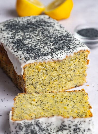 lemon poppy seeds loaf cake wiith limoncello glaze