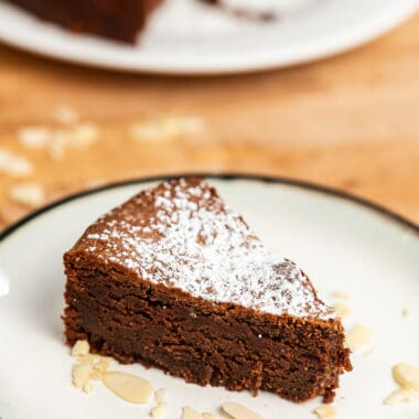 flourless passover chocolate cake